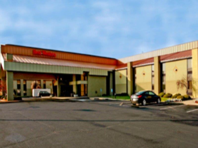 Country & By Radisson, East, In 3* Indianapolis